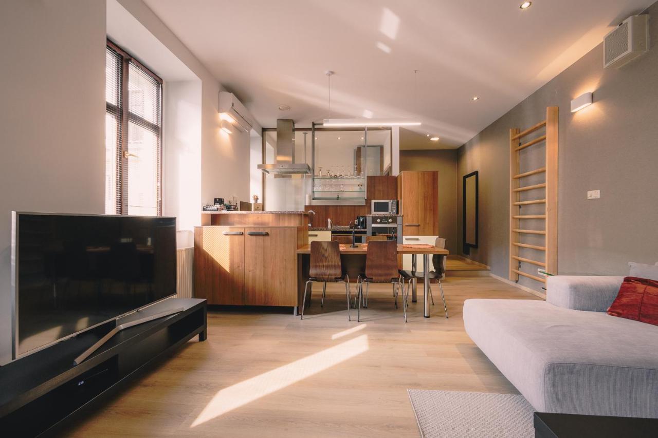 Skau Laurinska Apartment บราติสลาวา ภายนอก รูปภาพ